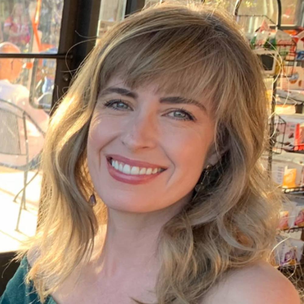 Meet your Posher, Adriane